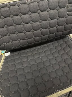 NOVÁ podsedlová dečka Schockemohle - 2