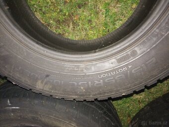 Zimní pneu 215/65/15C - 2