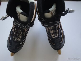 Kolečkové, in-line brusle zn. Fila vel. 42 - 2
