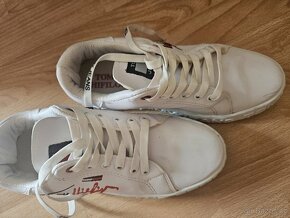 Bílé tenisky , stélka 24 cm - 2