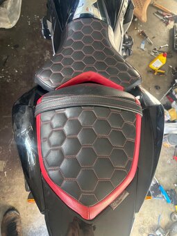 Prosivana sedla na Kawasaki Z1000 07-09 - 2