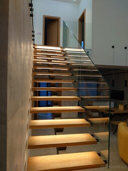 PÁTEŘOVÉ ocelové schodiště - schody - 2
