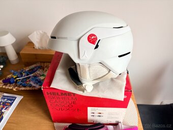 Dětská lyžařská helma Atomic count jr 51-55 - 2