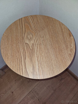 Odkládací stolek - 2