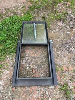 střešní výlez - 2