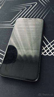 iPhone 11 - černá, 128 GB - 2