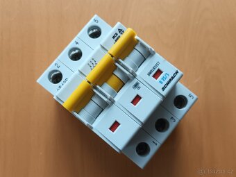 Jistič Schrack BMS0 BM018325T B 25/3 - 2