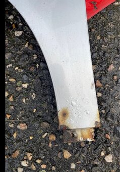 Prodám levý přední blatník – VW Passat B6 - 2