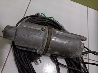 Prodám vibrační čerpadlo funkční - 2