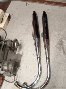 Výfuky Jawa 250 panelka - 2