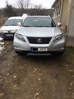 Prodám Lexus RX350 r.2012 nehybridní 3.5V6 benzín 204Kw - 2