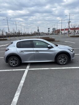Peugeot 208 e - 2