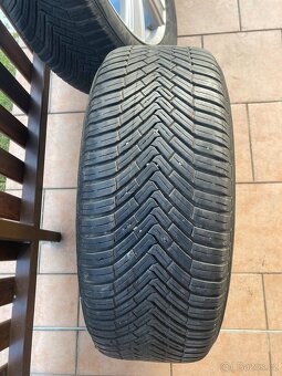 235/55R17 103V Continental AllSeason Contact - 2