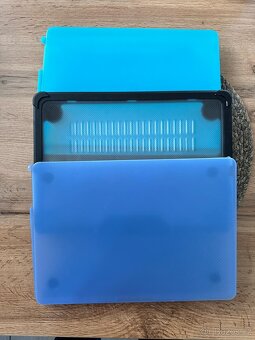 MacBook Air 13" M2 CZ 2022 Temně inkoustový - 2