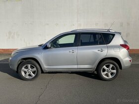 Toyota RAV 4 2.0i benzin 4x4 automat - 2