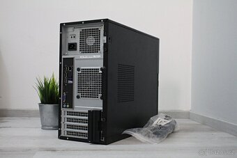 DELL OptiPlex 3020 MT – i3 | 16 GB RAM | 256 GB SSD | W11 - 2