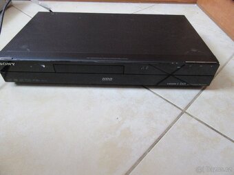 Nabízím CD Sony bez HDD. Nefunkční. CD nenačítá. Bez dálkové - 2