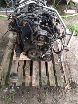 Motor Citroen C4 2.0 100kw HDI - 2