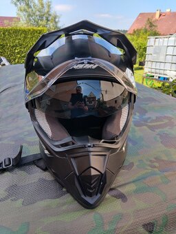 Enduro helma - 2