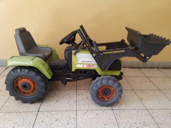 Šlapací traktor Falk - 2
