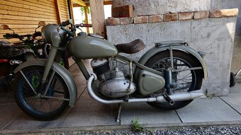 Jawa 250 pérák voják - 2