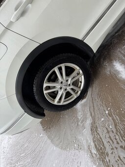 Zimní sada Alutec 235/55 R18 - prémiové pneu Michelin - 2