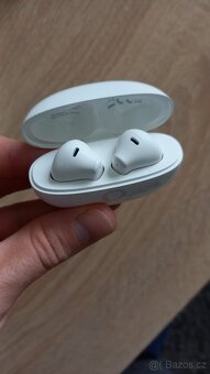 bezdrátová sluchátka O2 pods - 2