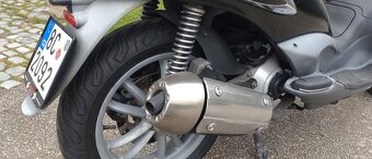 Piaggio Beverly 200 - 2