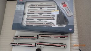 Velké množství modelů vláčků - 2