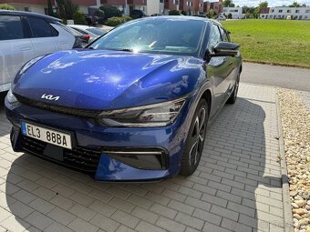 elektromobil značky KIA EV6 GT-line, 239 KW 4 X 4. - 2