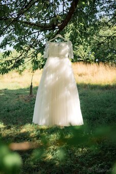 Svatební šaty - možnost výběru ze tří variant - 2