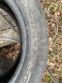 Pneu Uniroyal 195/50 R15 - 2