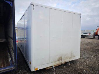 Skříňová nástavba - délka 535 cm - 2