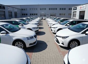 ⏩Zaměstnám česky mluvící řidiče⏪ - 🚕vozidla v automatu🔝 - 2