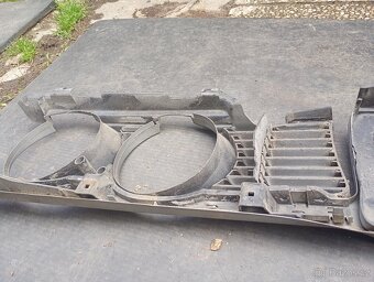 Přední čelo E34 - 2