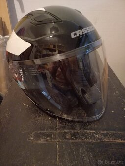 Helma na motorku - 2