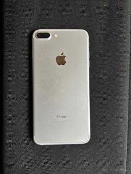 Použitá sada iPhonů - 2