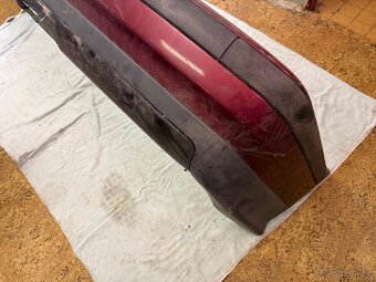 BMW e36-Zadní naraznik - 2