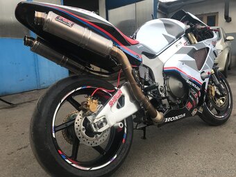 Honda VTR 1000 SP2 - 2