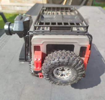 RC auto L.Rover Defender 1:10 - 2