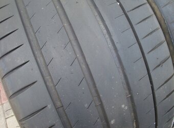 Letní pneu MICHELIN PILOT SPORT 4S 315/30/22 6mm 2023r - 2
