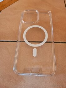 Iphone 14 pro max - spigen kryt - 2