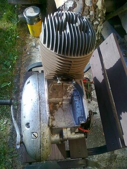 JAWA 250/559 Panelka motor - 2