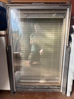 Velux podkrovní okna 4ks - 2