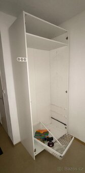 DOVOZ MOŽNÝ šatní skříň IKEA pax 100x236x60. - 2