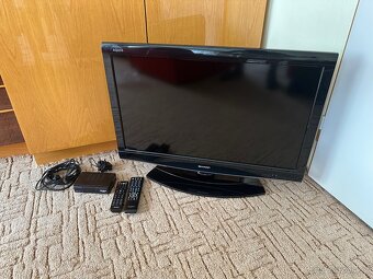 Televize SHARP + Set-top box - 2