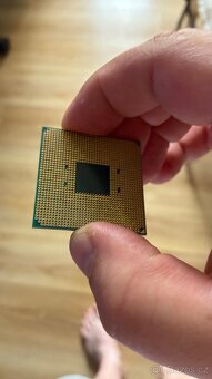AMD Ryzen 3 Pro 3200 GE - 2