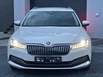 ŠKODA SUPERB III 2.0 TDI 110 KW TAŽNÉ COCKPIT m2021 - 2