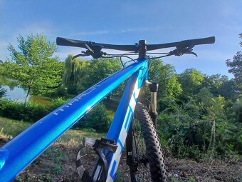 Trek Marlin 6 - 2
