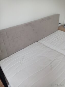 Čalouněné dvoulůžko - 2